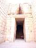 09_porte et triangle de dcharge de l'entre de la tombe d'Agamemnon.JPG